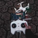 découvrez tout sur les attaques de drones : technologies, risques, et moyens de protection face à ces nouvelles menaces.